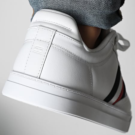 Tommy Hilfiger - Baskets Icon Court Stripes 5628 White