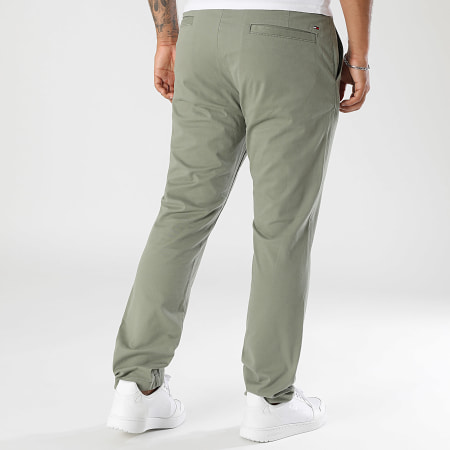 Tommy Jeans - Pantalon Chino Austin 0282 Vert Kaki