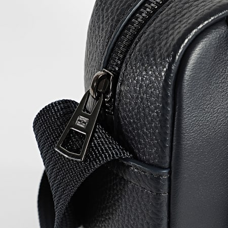 Tommy Hilfiger - Sacoche Central Mini Reporter 3632 Bleu Marine