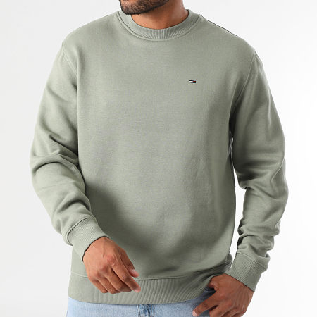 Tommy Jeans - Sweat Crewneck Flag 0741 Vert Kaki