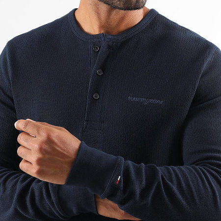 Tommy Jeans - Tee Shirt Manches Longues Slim Waffle Script Henley 1812 Bleu Marine