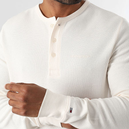 Tommy Jeans - Tee Shirt Manches Longues Slim Waffle Script Henley 1812 Beige Clair