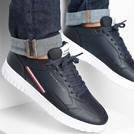 Tommy Hilfiger - Baskets Core Stripes 5631 Desert Sky