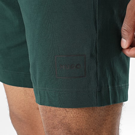 HUGO - Short Jogging Laze 50525247 Vert Foncé