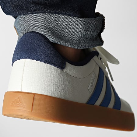 Adidas Sportswear - Baskets VL Court 3.0 JR8634 Core Black Footwear White Gum 5