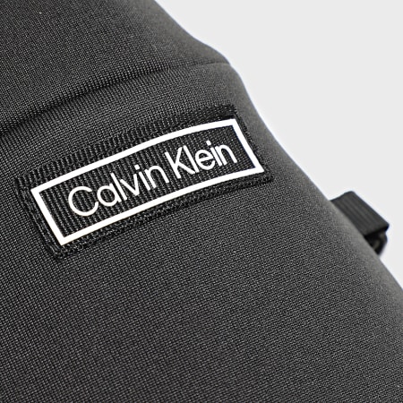 Calvin Klein - Guantes Tech Nylon 039G Negro
