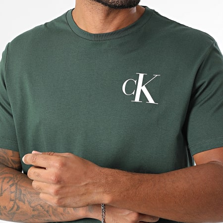 Calvin Klein - RD865 Donkergroen T-shirt