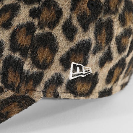 New Era - Casquette Femme Cosy Animal 9Forty New York Yankees 60691302 Beige Marron Léopard