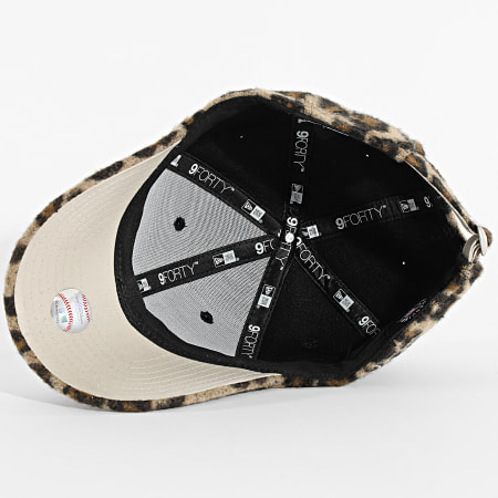 New Era - Casquette Femme Cosy Animal 9Forty New York Yankees 60691302 Beige Marron Léopard
