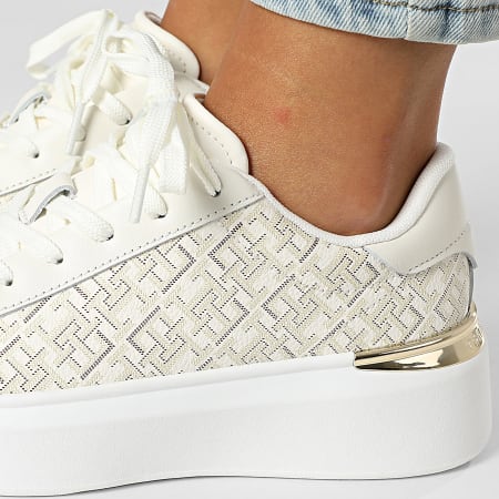 Tommy Hilfiger - Baskets Femme Monogram Platform 9155 Ivory Silk