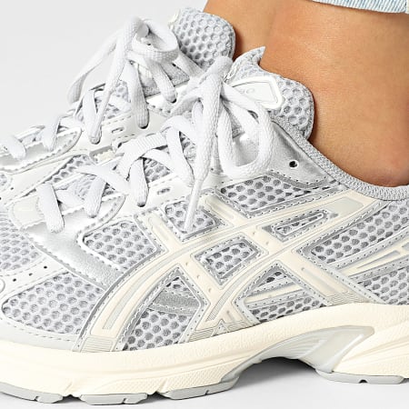 Asics - Baskets Femme Gel 1130 1202A164 Cloud Grey Oatmeal