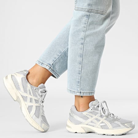 Asics - Baskets Femme Gel 1130 1202A164 Cloud Grey Oatmeal