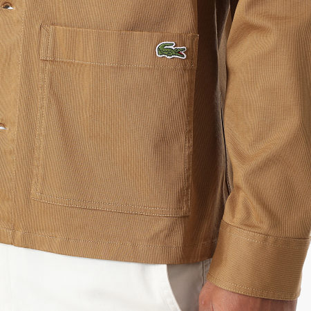 Lacoste - Chaqueta abotonada con logo bordado en cocodrilo camel