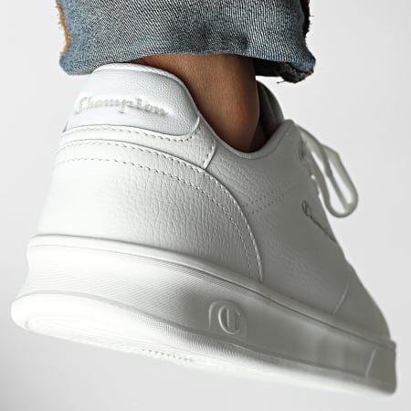 Champion - Baskets Newman S22470 Triple White
