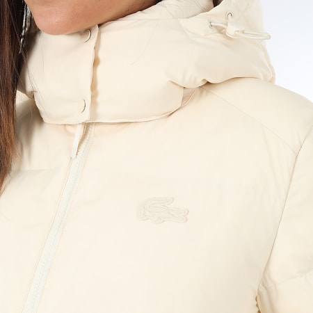 Lacoste - Doudoune Capuche Femme Big Logo Crocodile Beige Clair