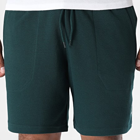 Adidas Originals - Short Jogging Essential Waffle JW1040 Vert Bouteille