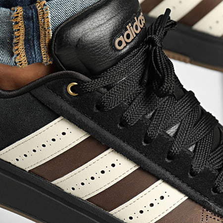 Adidas Sportswear - Baskets Grand Court Alpha 00s JS1829 Earth Strata Core White Core Black