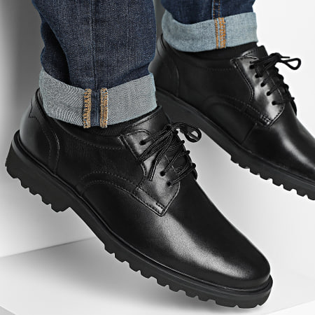 Clarks - Chaussures Berwick Lace Black Leather
