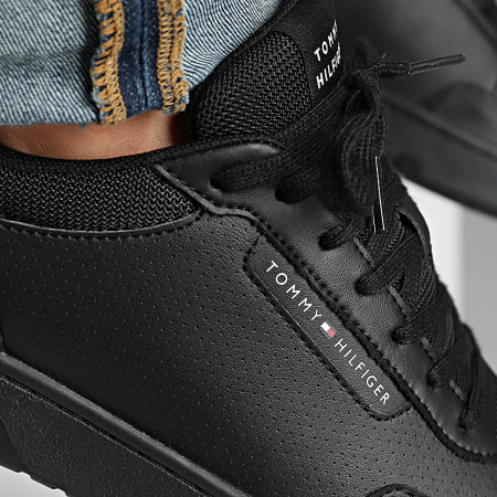 Tommy Hilfiger - Baskets Core Leather 5629 Black