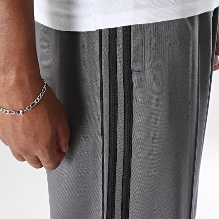 Adidas Originals - Pantalon Jogging A Bandes Baggy TP JY1421 Gris Anthracite