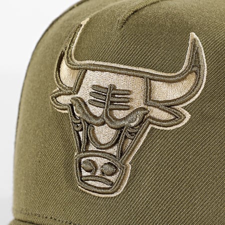 Mitchell and Ness - Casquette NBA Fashion Basic Pro Chicago Bulls HP12962 Vert Kaki