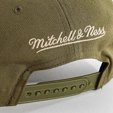 Mitchell and Ness - Casquette NBA Fashion Basic Pro Chicago Bulls HP12962 Vert Kaki