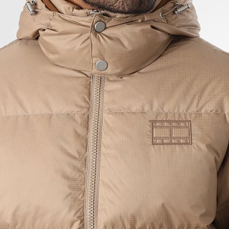 Tommy Jeans - Doudoune Capuche Alaska Down Puffer 2036 Beige