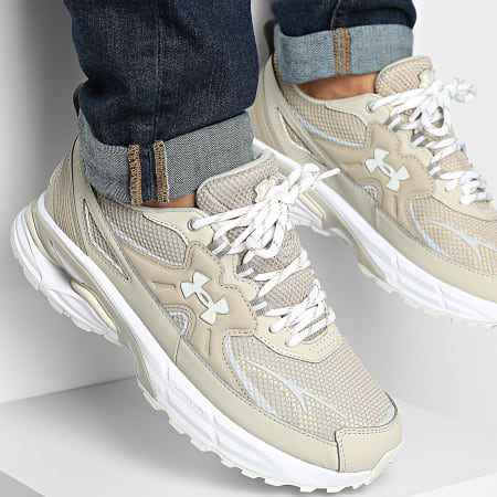 Under Armour - Baskets UA Apparition Tech 6005280 Brown