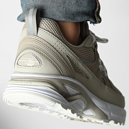 Under Armour - Baskets UA Apparition Tech 6005280 Brown