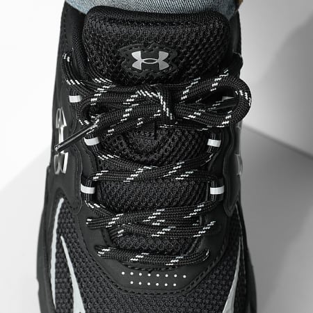 Under Armour - Baskets UA Apparition Tech 6005280 Black