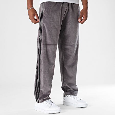 Adidas Originals - Pantalon Jogging Velours A Bandes SST Adicolor JX1557 Gris Anthracite