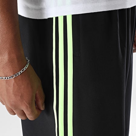 Adidas Originals - Pantalon Jogging A Bandes Woven Drill JW5911 Noir Vert Fluo