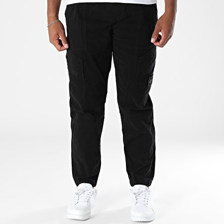 KZR - 008 Calças Cargo Preto