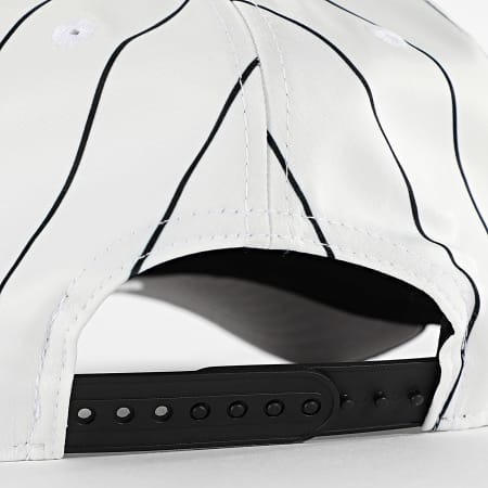 New Era - Casquette 9Fifty Satin Pinstripe Chicago White Sox 60724059 Blanc Noir