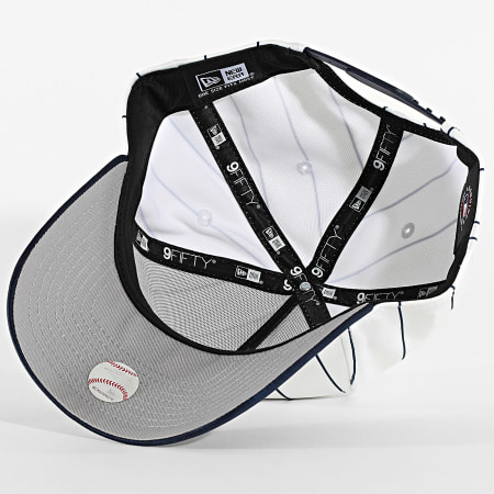 New Era - Casquette 9Fifty Satin Pinstripe NY Yankees 60724075 Blanc Bleu Marine