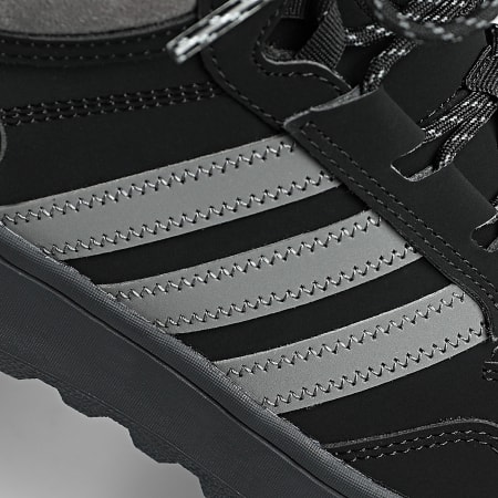 Adidas Sportswear - Baskets Montantes Hoops 4.0 Mid Winterized JQ5361 Core Black Grey Four