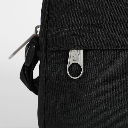 Tommy Jeans - Bolsa Essential Daily Reporter 3710 Negra