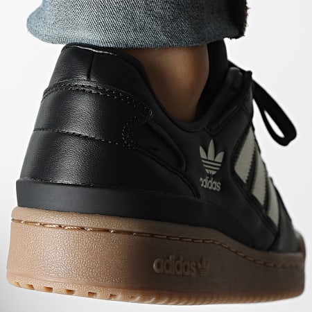 Adidas Originals - Baskets Forum Low CL JQ0208 Core Black Cloud White Gum M2