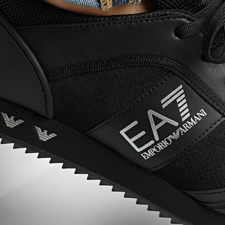 EA7 Emporio Armani - Trainer Sneakers 7X000336-AF18612 Triple Negro