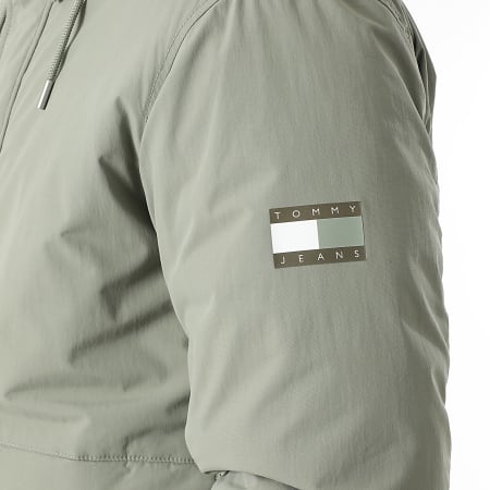 Tommy Jeans - Veste Bomber Capuche City Ready 2032 Vert Kaki Clair