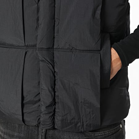 Uniplay - Chaleco Sin Mangas 909 Negro