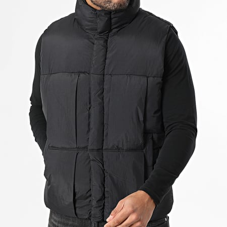 Uniplay - Chaleco Sin Mangas 909 Negro