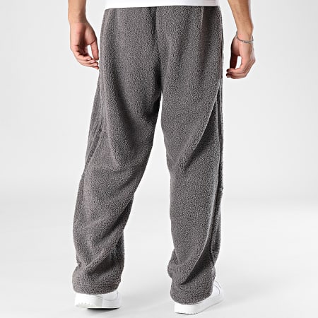 Adidas Sportswear - Pantalon Jogging Sherpa A Bandes Borg KR7613 Gris Anthracite