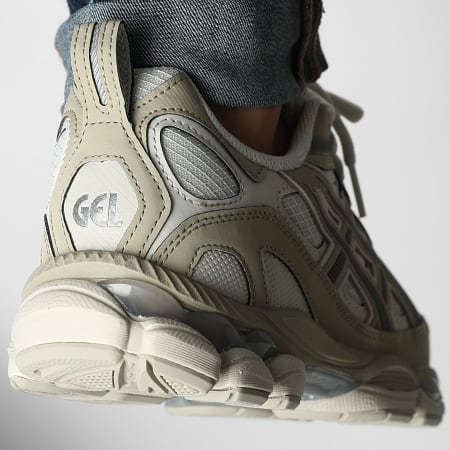 Asics - Tênis Gel NYC RGD 1203A735 Cinza Fumaça Lã