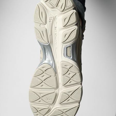 Asics - Tênis Gel NYC RGD 1203A735 Cinza Fumaça Lã