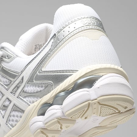 Asics - Sneakers Gel Cumulus 16 1203A733 White