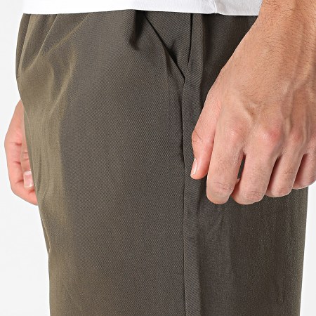 Frilivin - Pantalón Regular Fit 581 Verde Caqui Oscuro