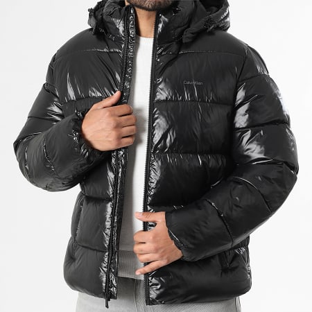 Calvin Klein - Doudoune Capuche Glossy Channeled 539G Noir