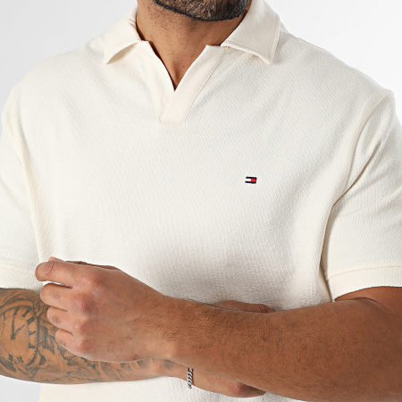 Tommy Hilfiger - Polo Manches Courtes Col V IC Crepe 0297 Beige Clair