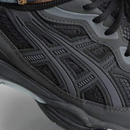 Asics - Zapatillas Gel NYC RGD 1203A735 Negro Grafito Gris